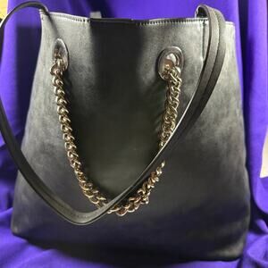 Chelsea 28 large black purse o/s